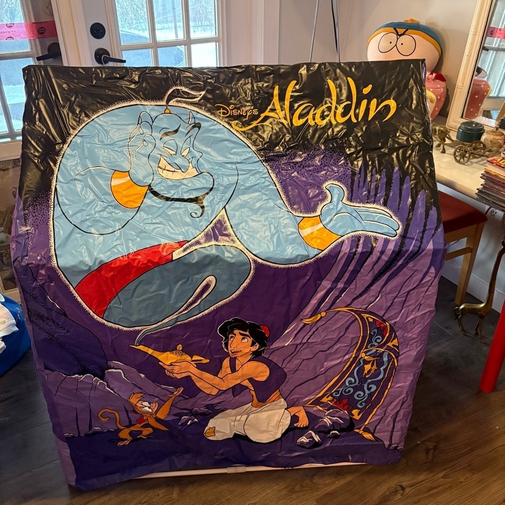 Vintage Disney Aladdin Vinyl play tent fort